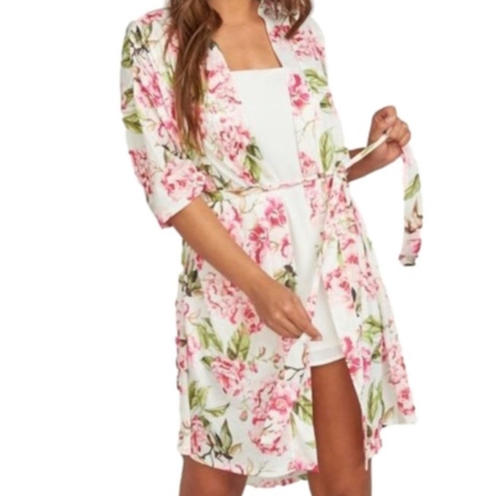Show Me Your MUMU Brie Garden of Florals Kimono Robe - Picture 5 of 8